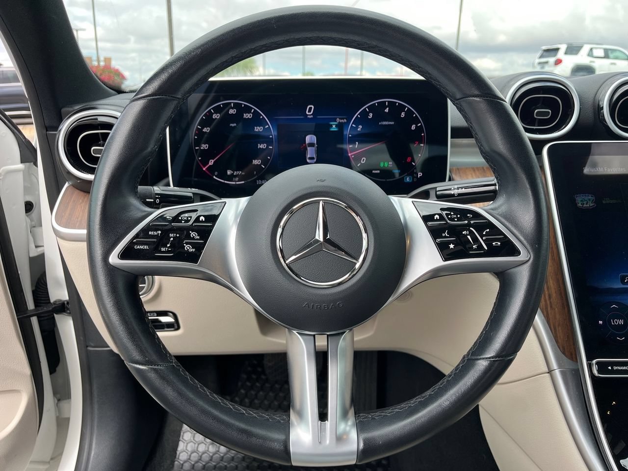 Used 2025 Mercedes-Benz C 300 Sedan image 18