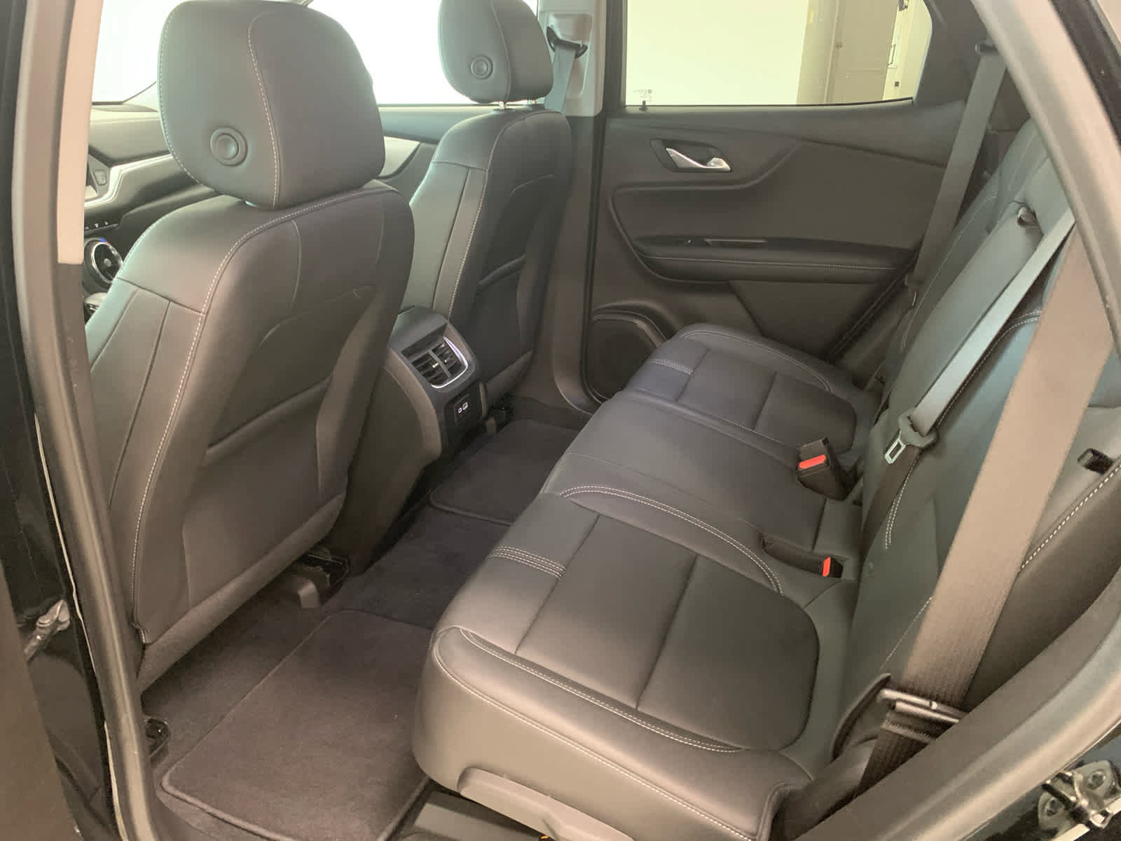 Used 2024 Chevrolet Blazer LT image 16