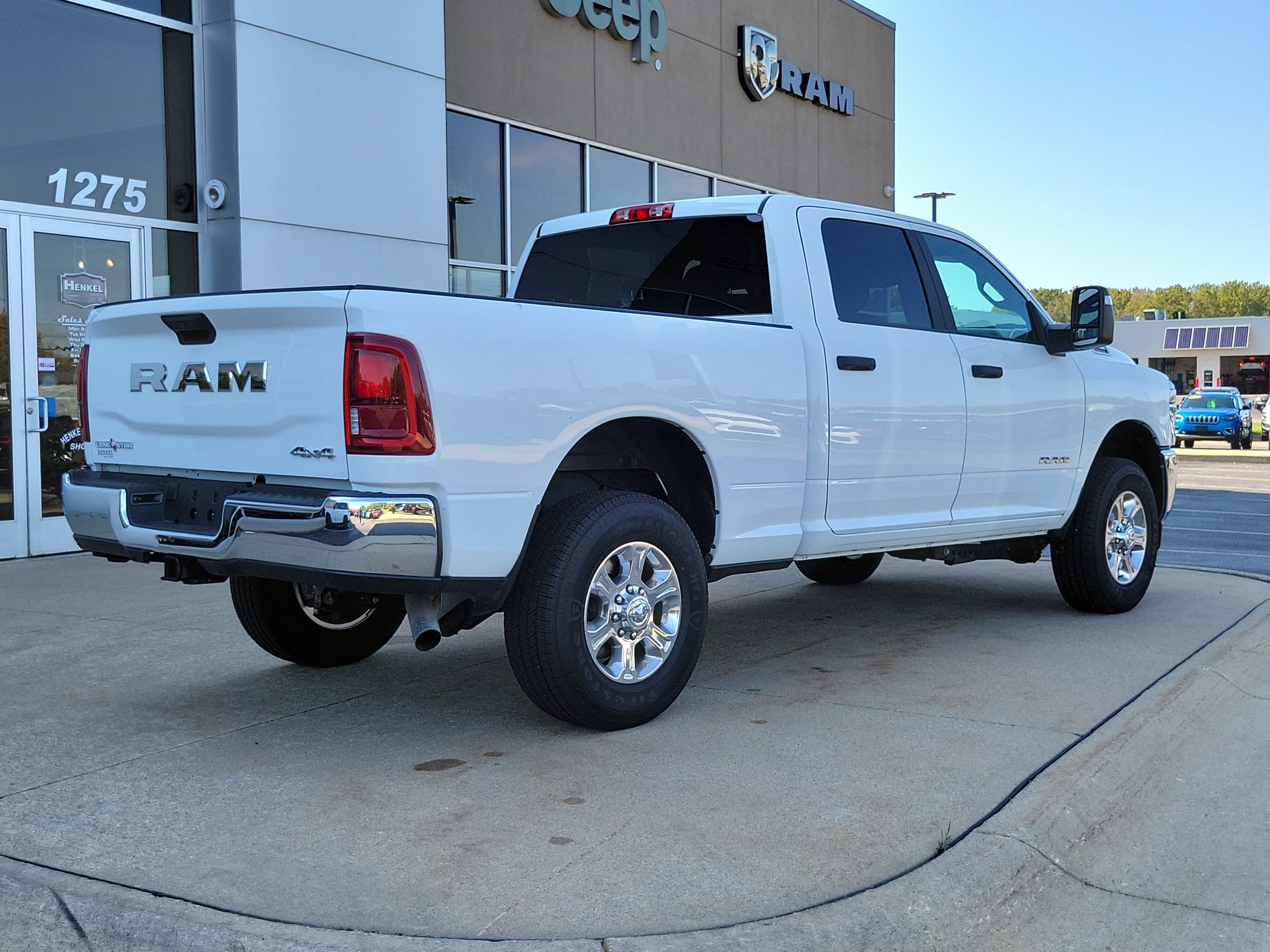 Used 2025 RAM 3500 Lone Star w/ Safety Group AWD/4WD image 4