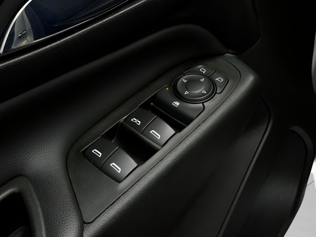 Used 2021 Chevrolet Equinox LT image 21