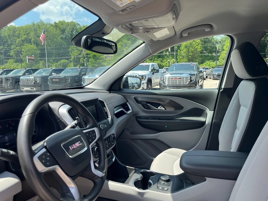 Used 2024 GMC Terrain SLE w/ Driver Convenience Package AWD/4WD image 20