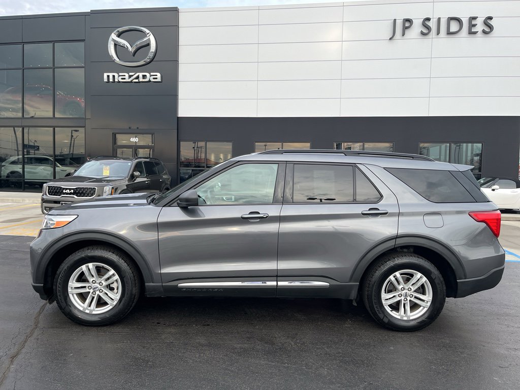 Used 2021 Ford Explorer XLT w/ Class III Trailer Tow Package image 2