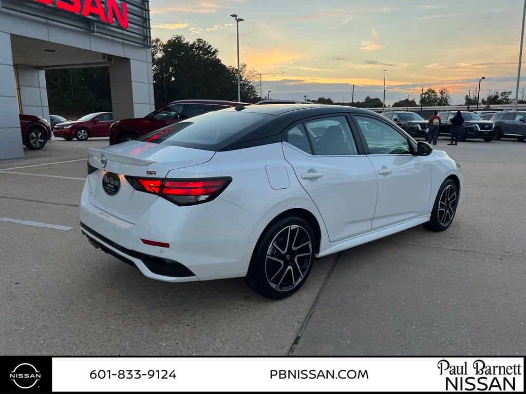 New 2025 Nissan Sentra SR image 7