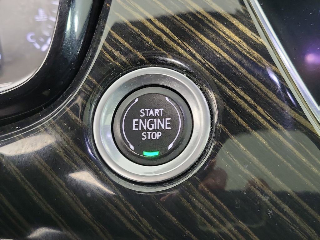 Used 2020 Cadillac XT6 Premium Luxury image 30