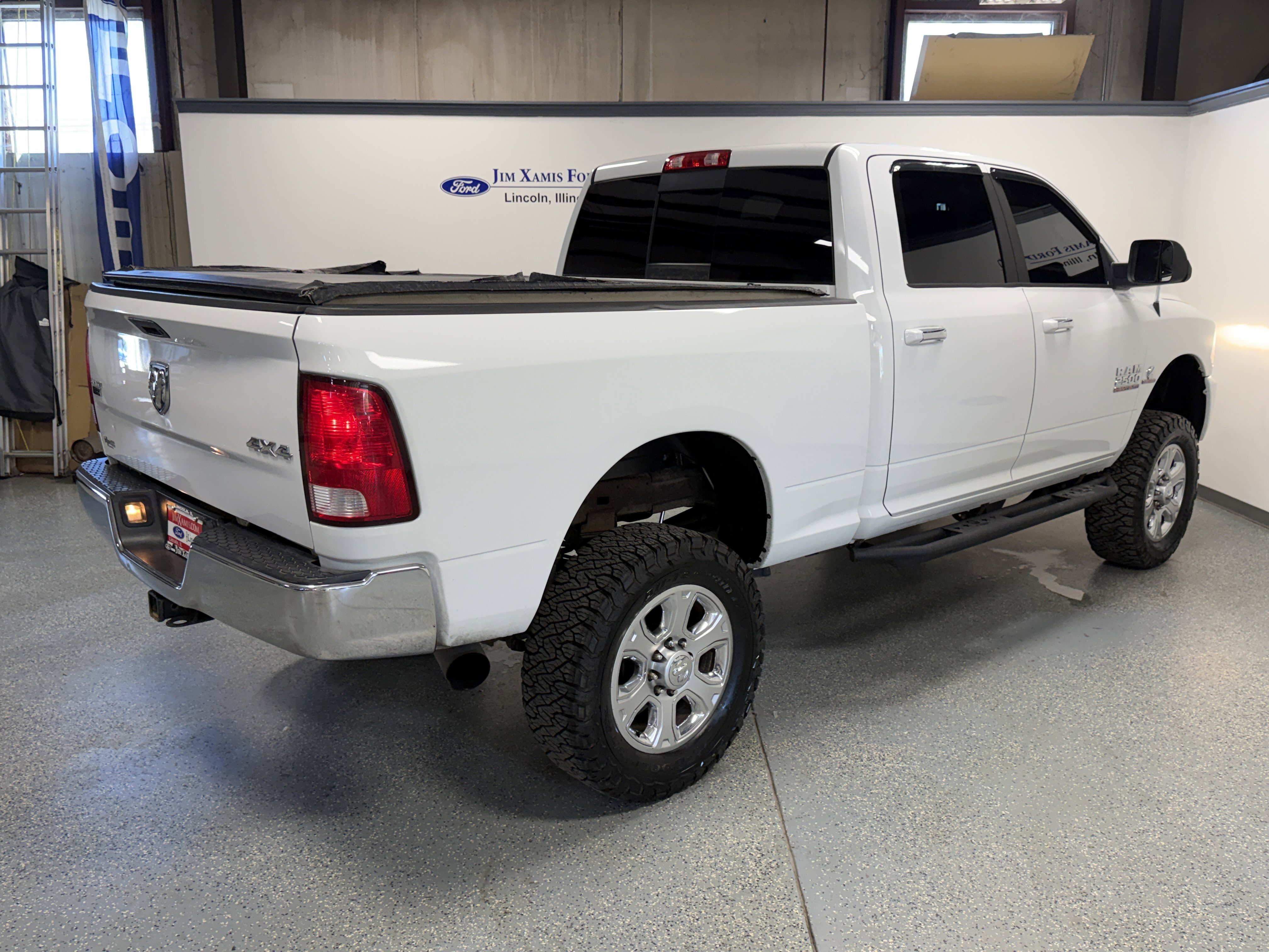 Used 2016 RAM 2500 SLT AWD/4WD image 36