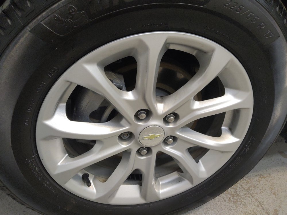 Used 2018 Chevrolet Equinox LT FWD image 31