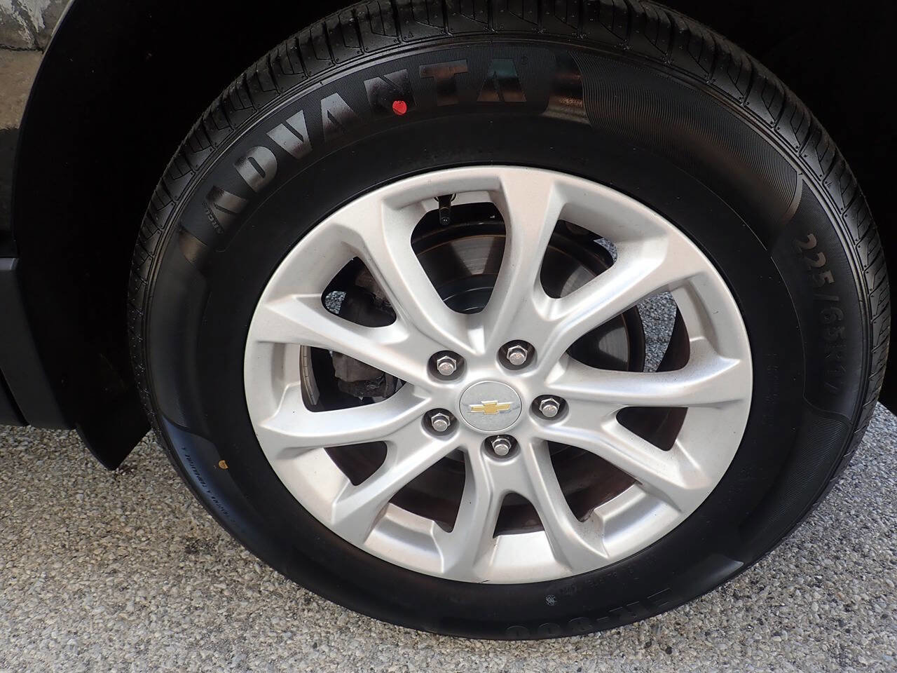 Used 2018 Chevrolet Equinox LS image 36