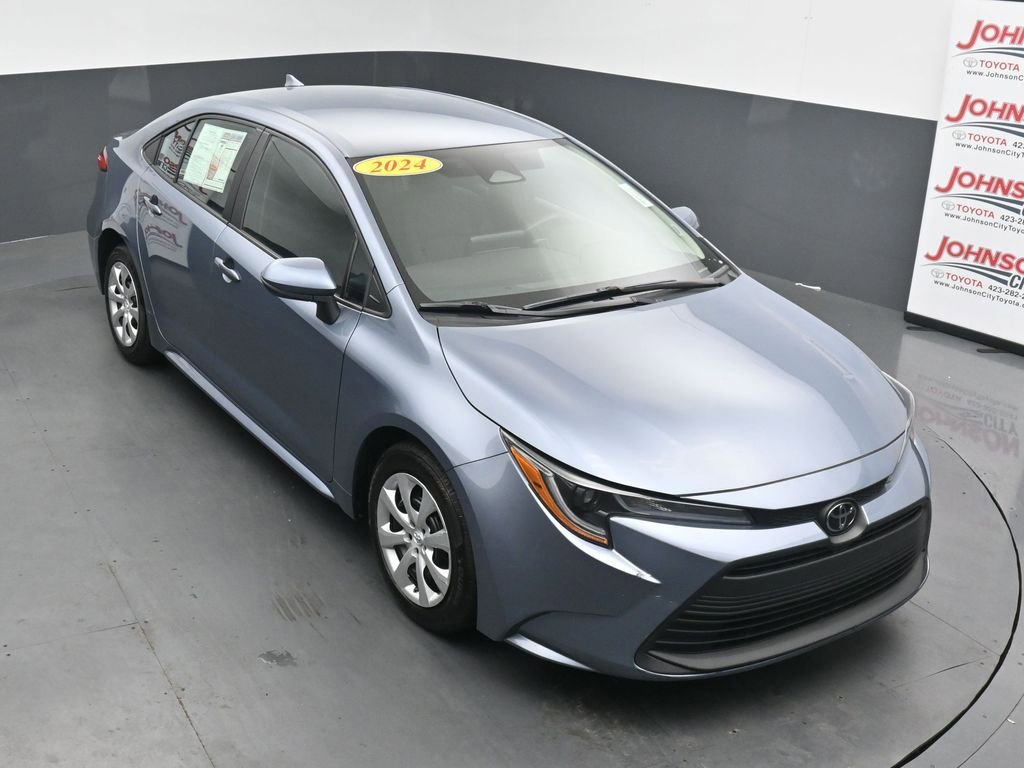 Used 2024 Toyota Corolla LE image 24