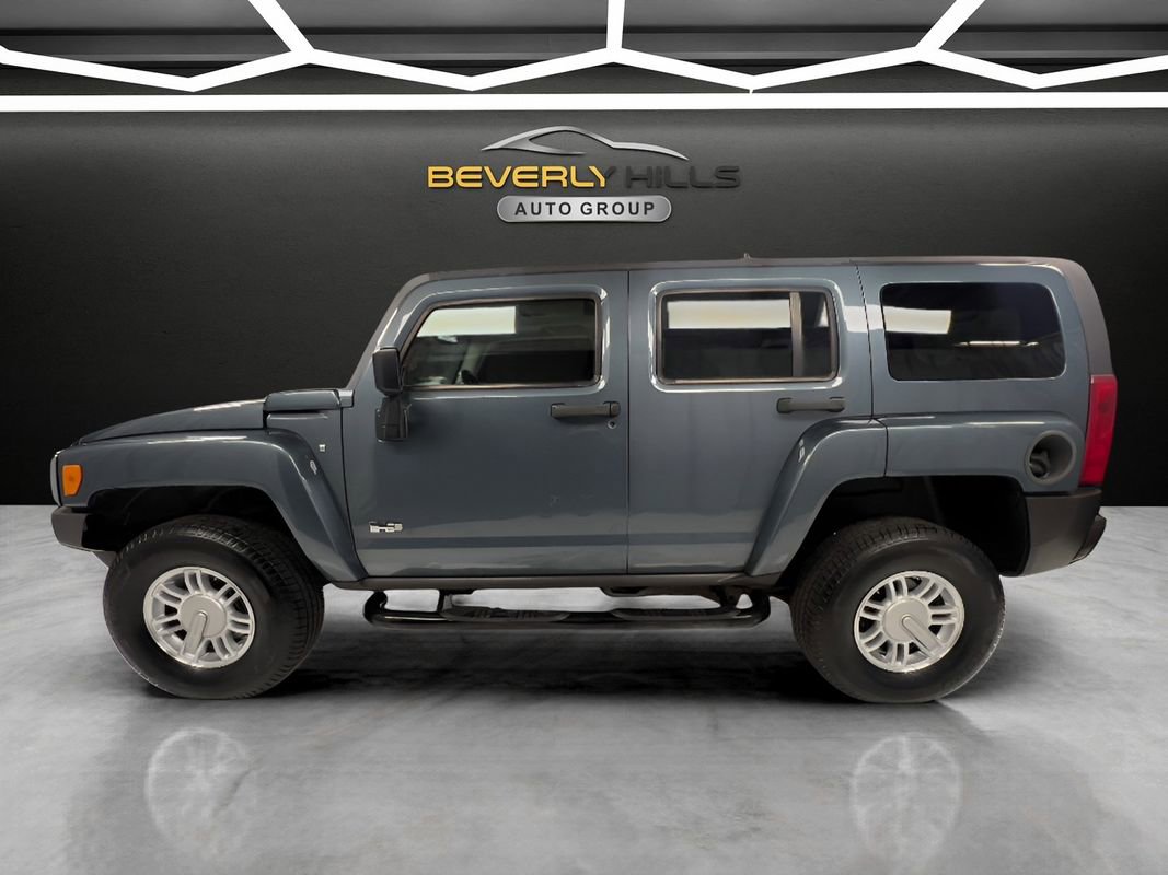 Used 2006 HUMMER H3 Luxury image 2