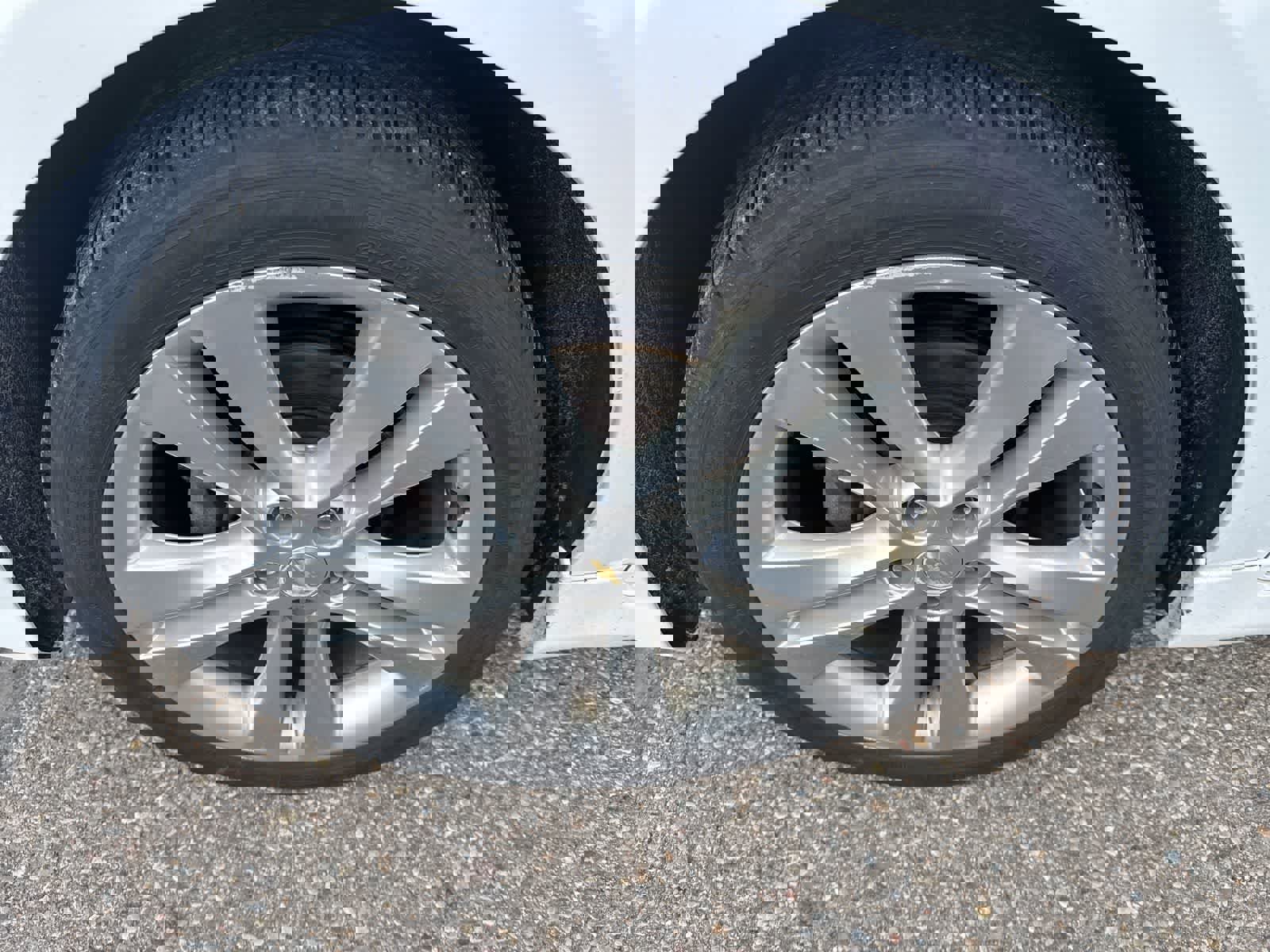 Used 2014 Chevrolet Cruze LTZ w/ Sun, Sound and Sport Package image 6