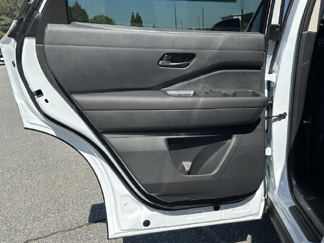 New 2026 Nissan Pathfinder SV AWD/4WD image 18