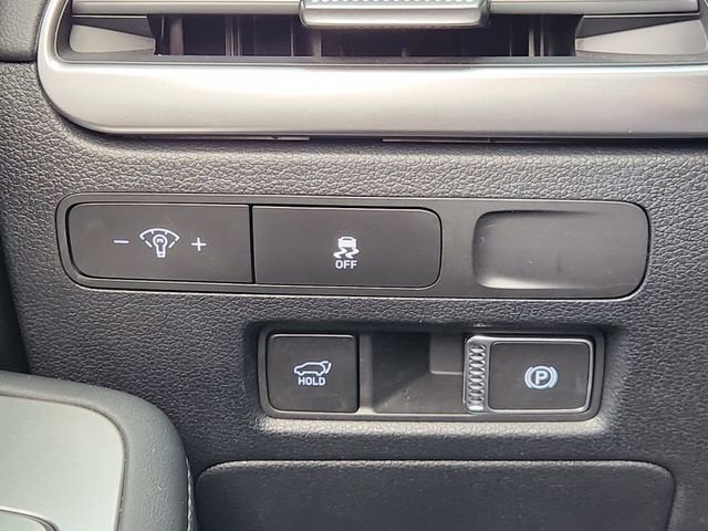 Used 2025 Hyundai Palisade SEL FWD image 15