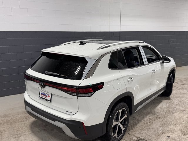 New 2026 Volkswagen Tiguan SE image 13