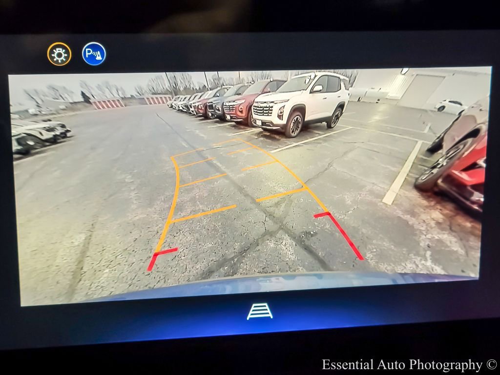 New 2026 Chevrolet Equinox LT w/ Convenience Package II FWD image 14
