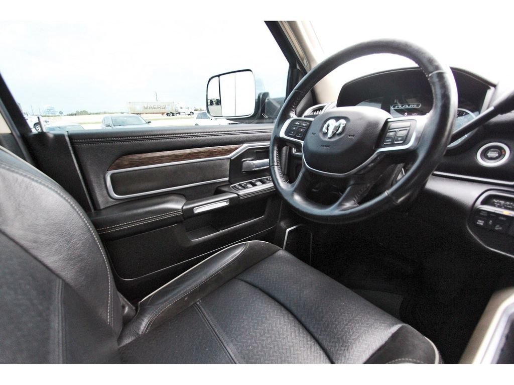 Used 2019 RAM 2500 Laramie AWD/4WD image 9