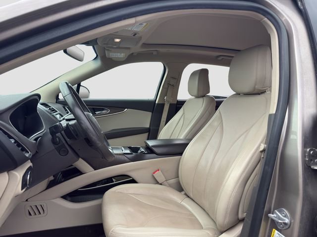 Used 2020 Lincoln Nautilus Reserve w/ Cargo Utility Package image 9