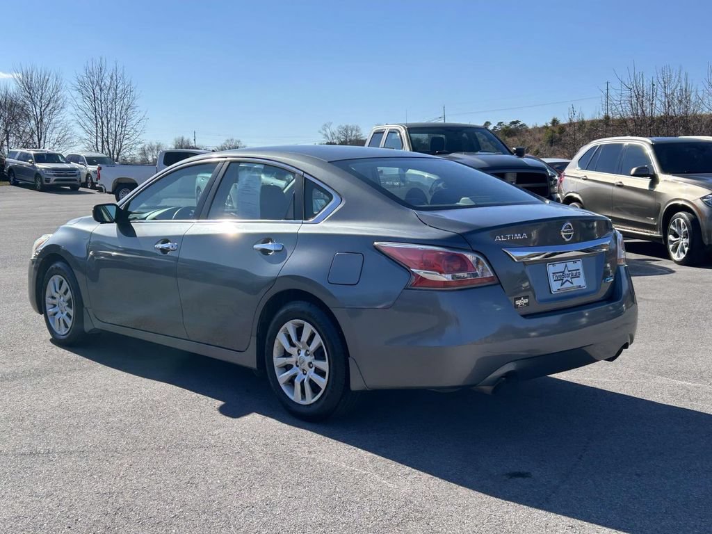 Used 2014 Nissan Altima 2.5 S FWD image 6