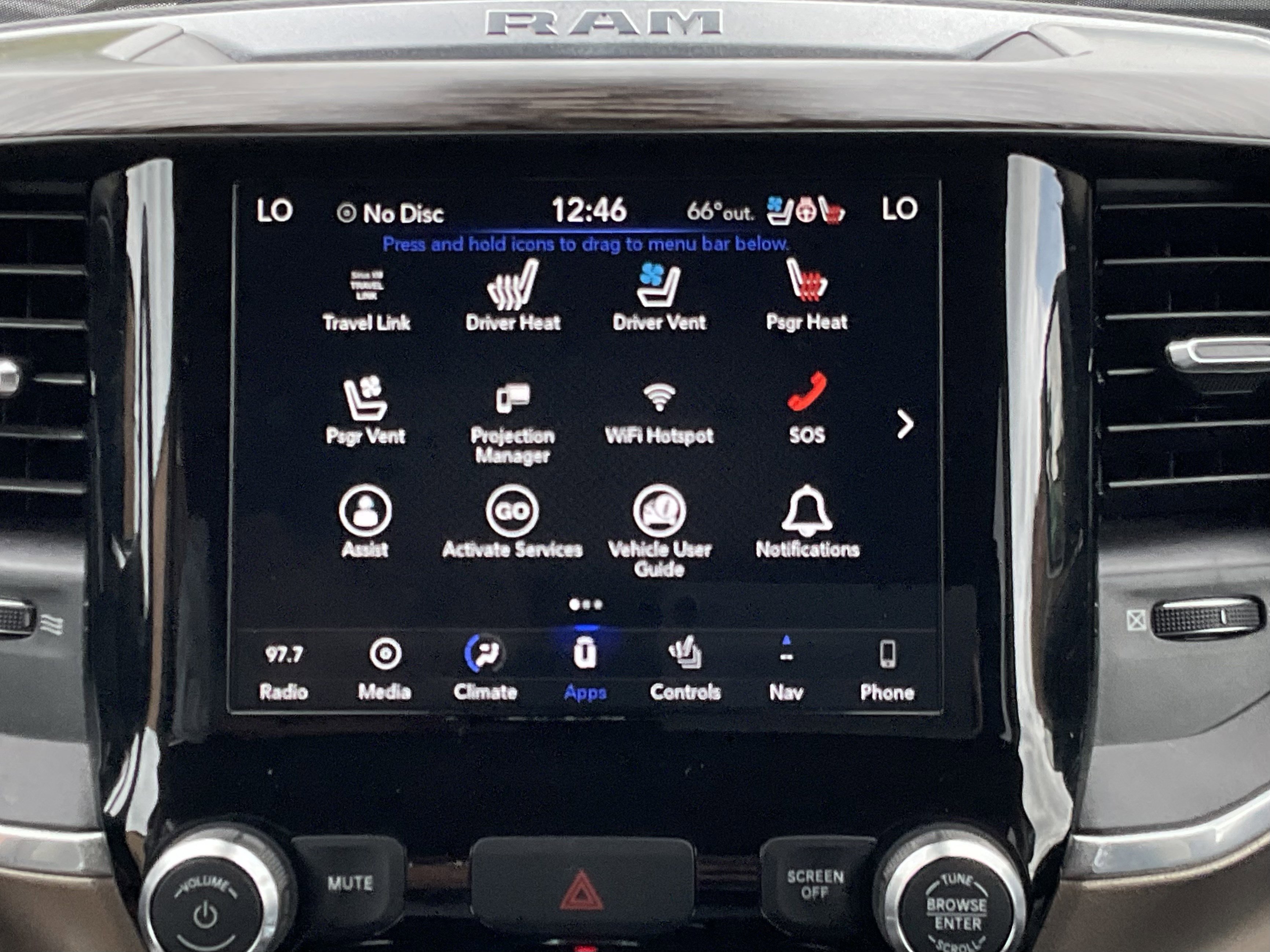 Used 2019 RAM 1500 Laramie AWD/4WD image 15