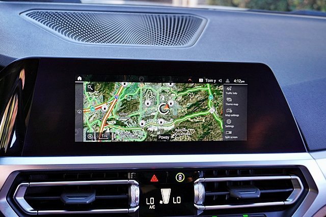 Used 2022 BMW 330i Sedan w/ Driving Assistance Package image 27