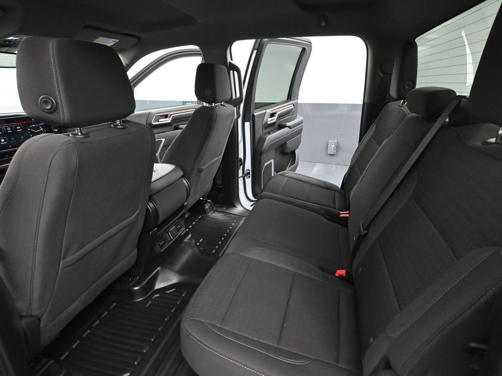 Used 2024 GMC Sierra 3500 SLE w/ SLE Convenience Package image 37