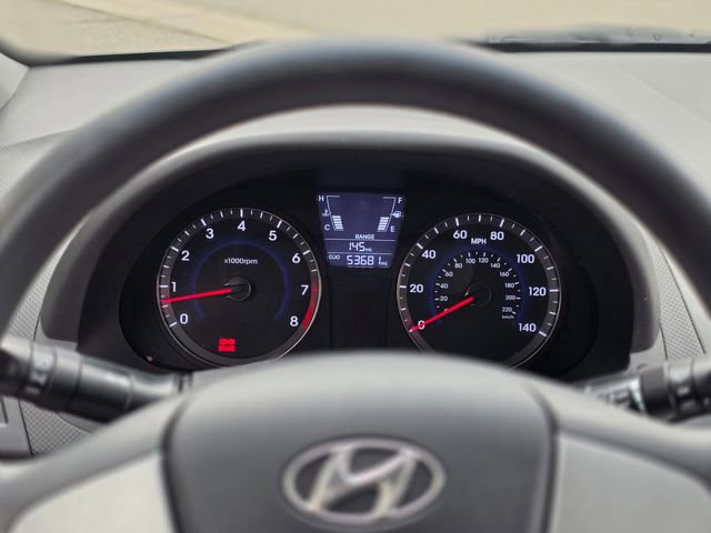 Used 2013 Hyundai Accent GS image 27