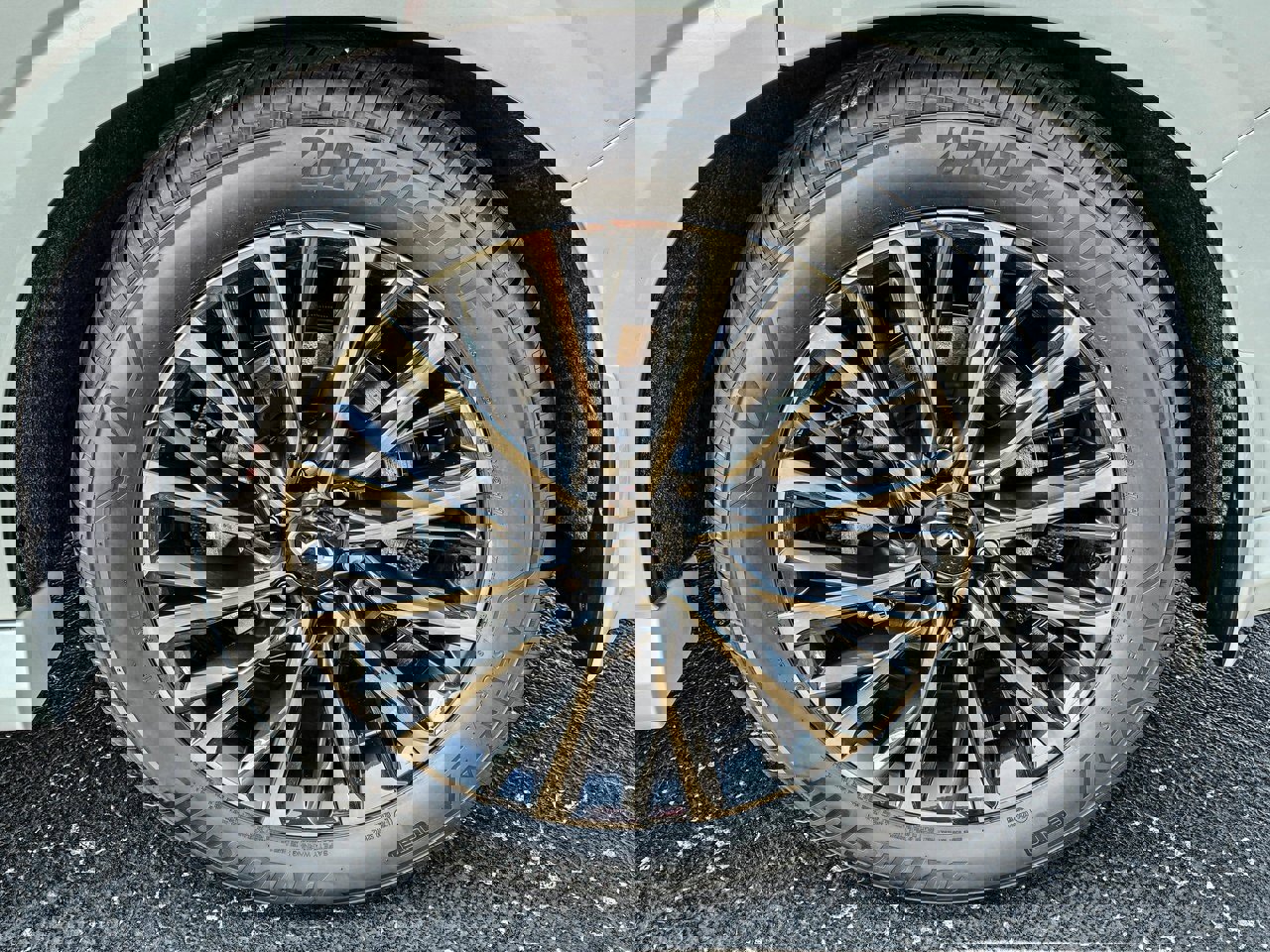 New 2026 INFINITI QX80 Autograph image 9