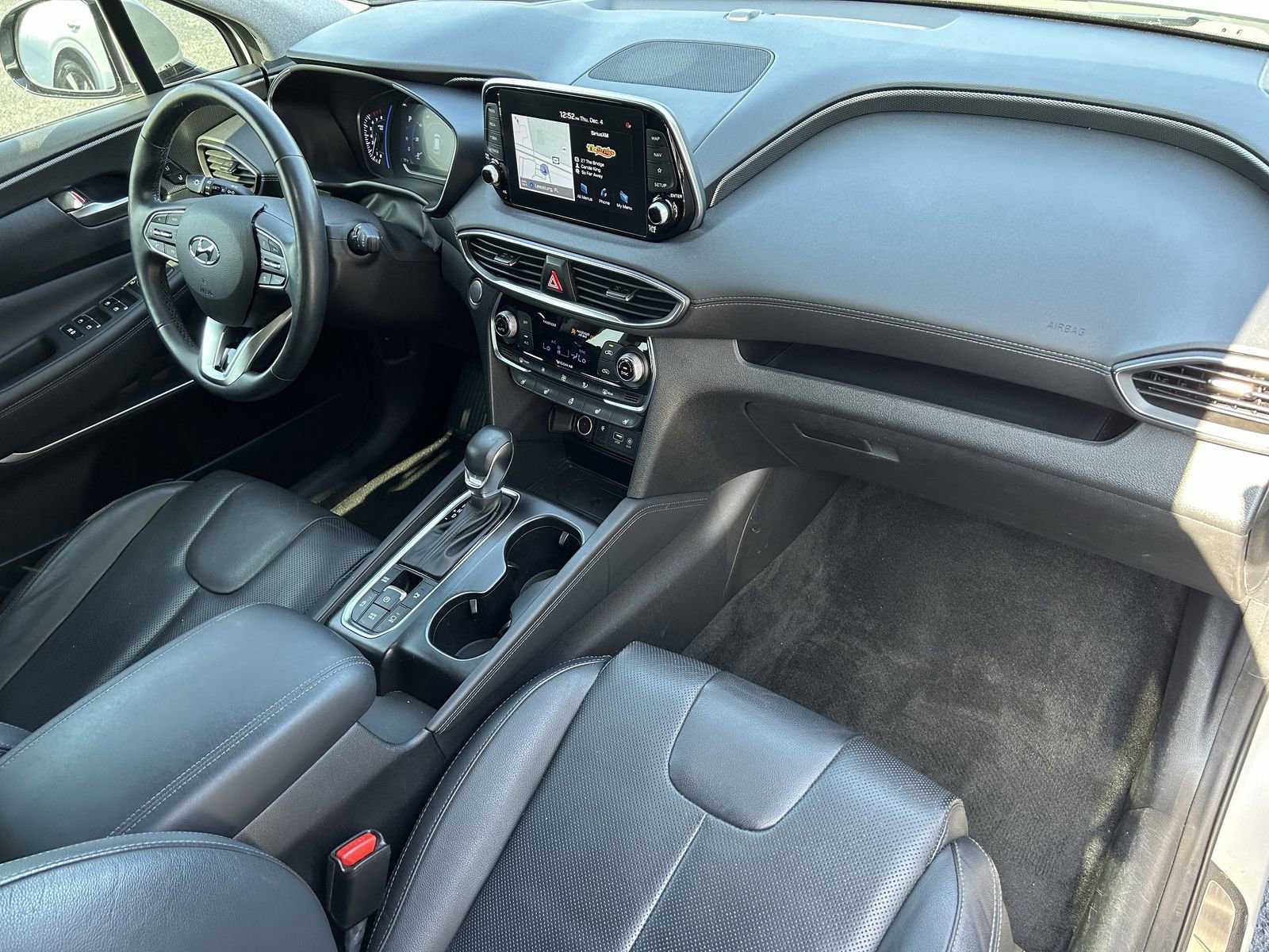 Used 2020 Hyundai Santa Fe Limited image 18