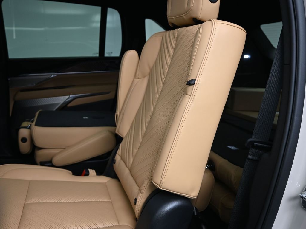 New 2026 Cadillac Escalade IQ Luxury 2 image 18