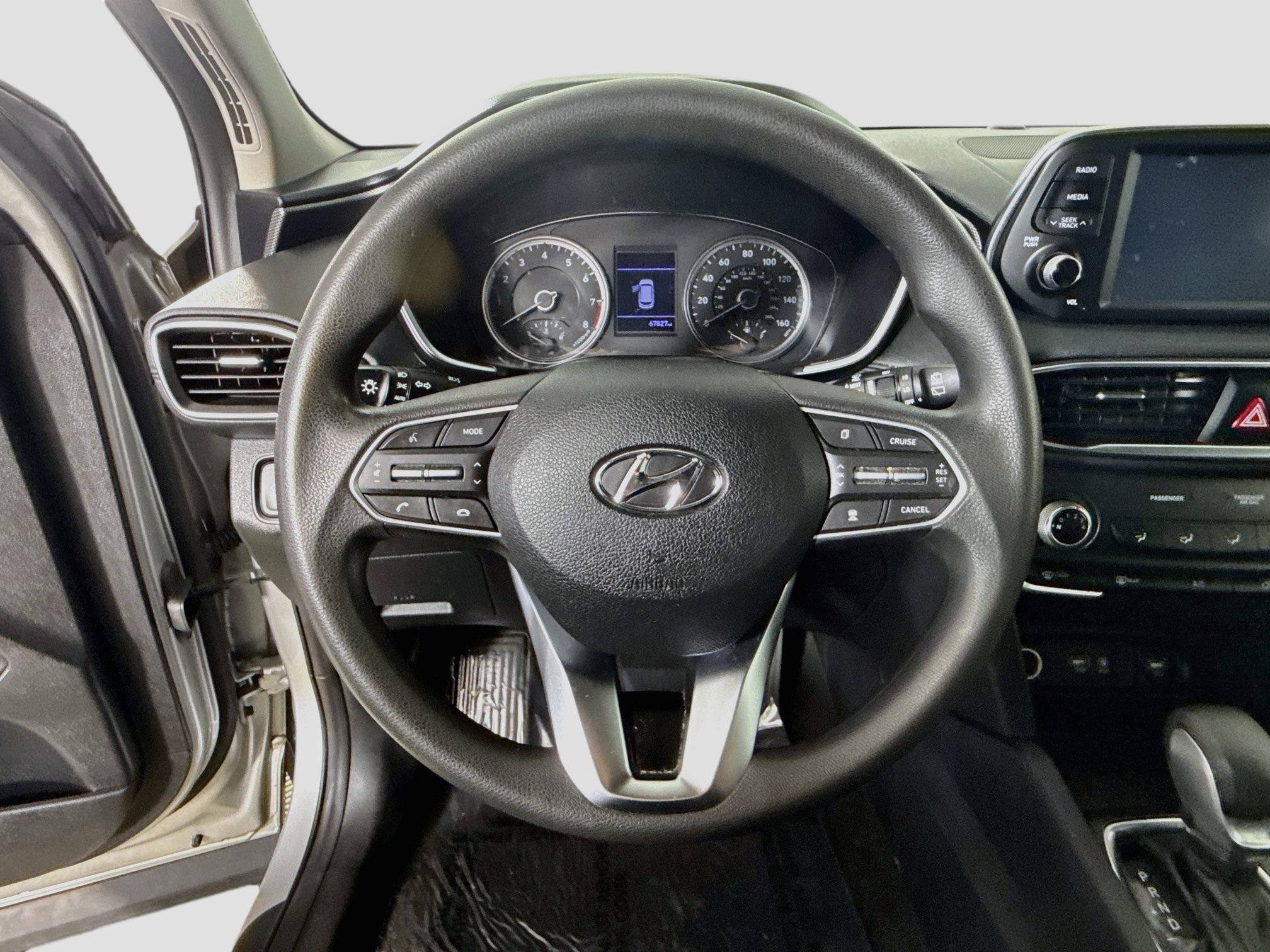 Used 2020 Hyundai Santa Fe SE AWD/4WD image 13