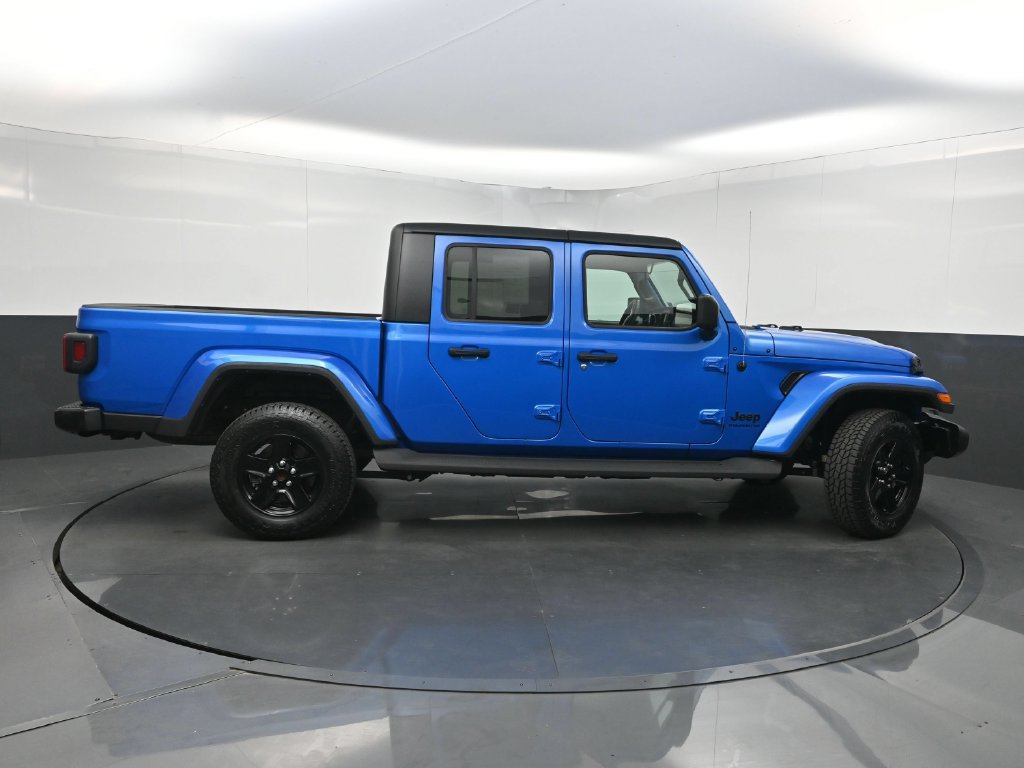 Used 2023 Jeep Gladiator Sport AWD/4WD image 42
