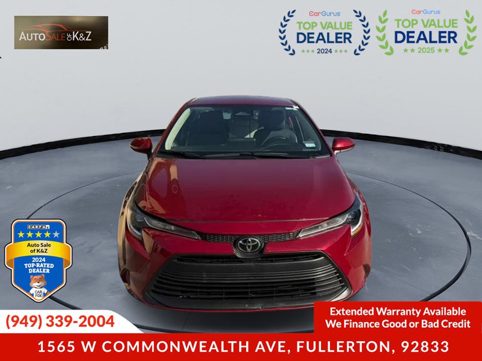Used 2024 Toyota Corolla LE image 2