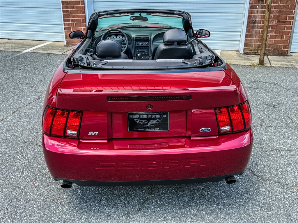 Used 2004 Ford Mustang Cobra RWD image 25