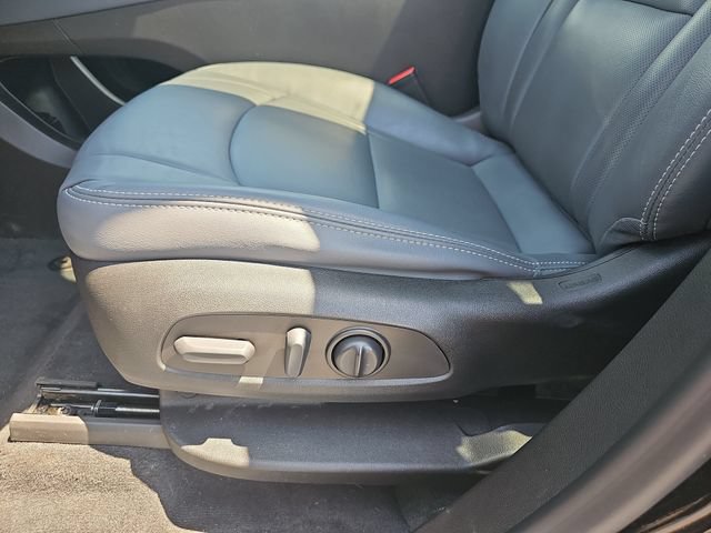 Used 2023 Buick Enclave Essence w/ Experience Buick Package FWD image 20