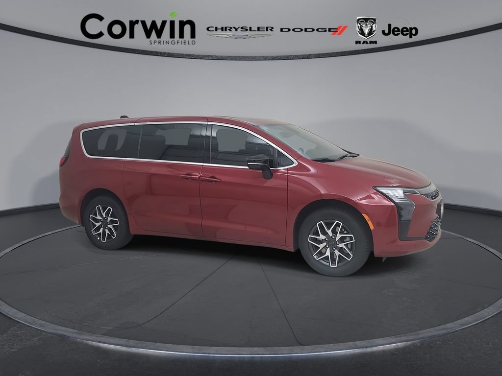 New 2027 Chrysler Pacifica Limited