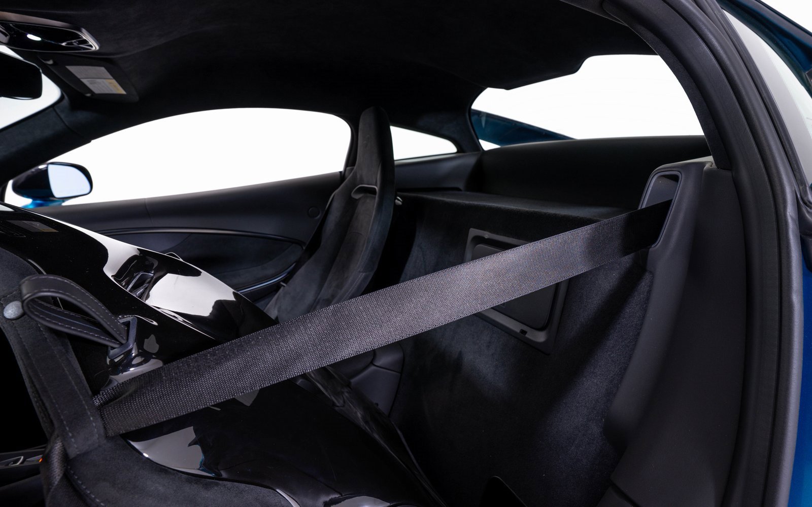 Used 2024 McLaren Artura image 20