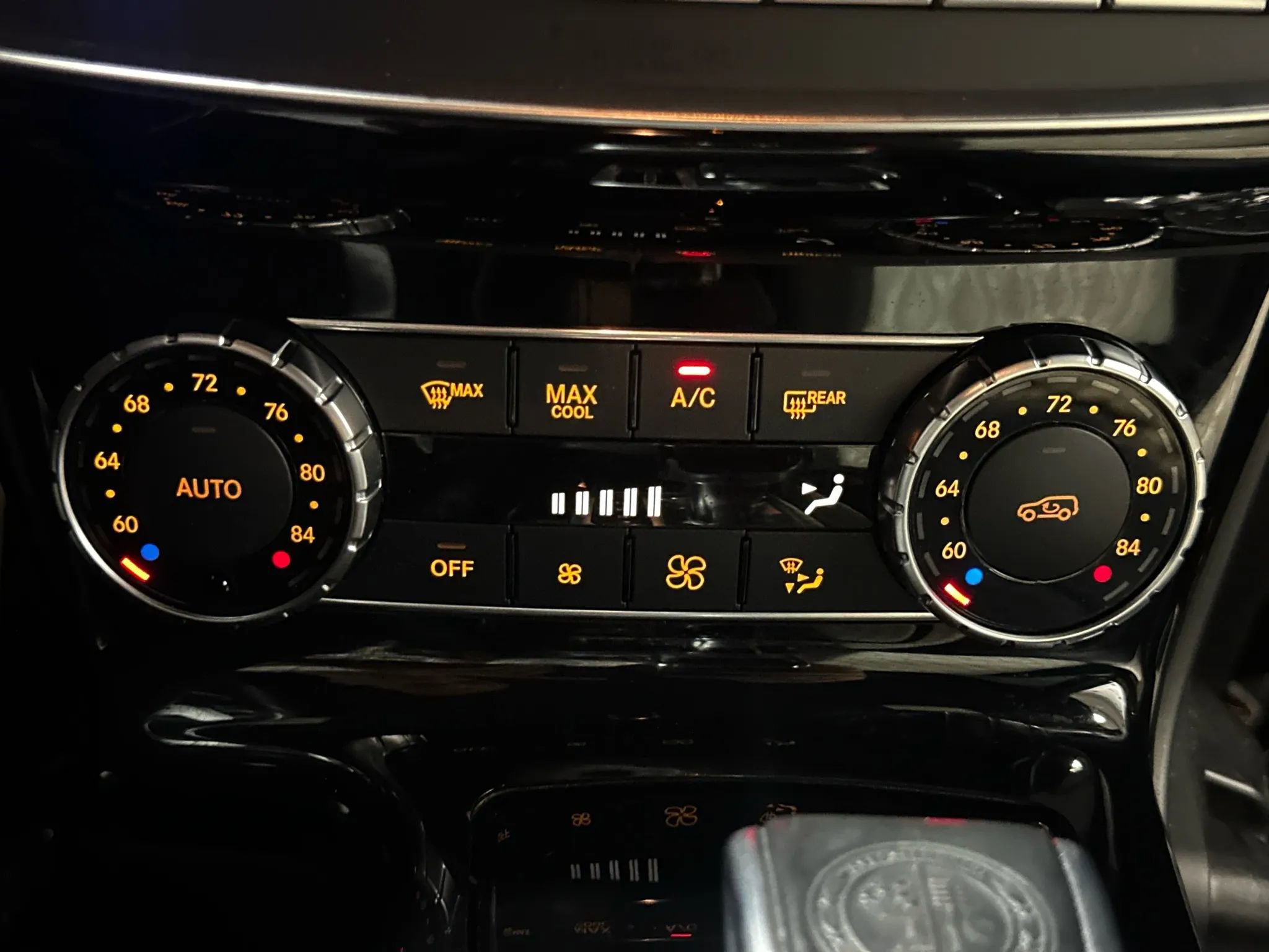 Used 2016 Mercedes-Benz G 65 AMG 4MATIC image 44