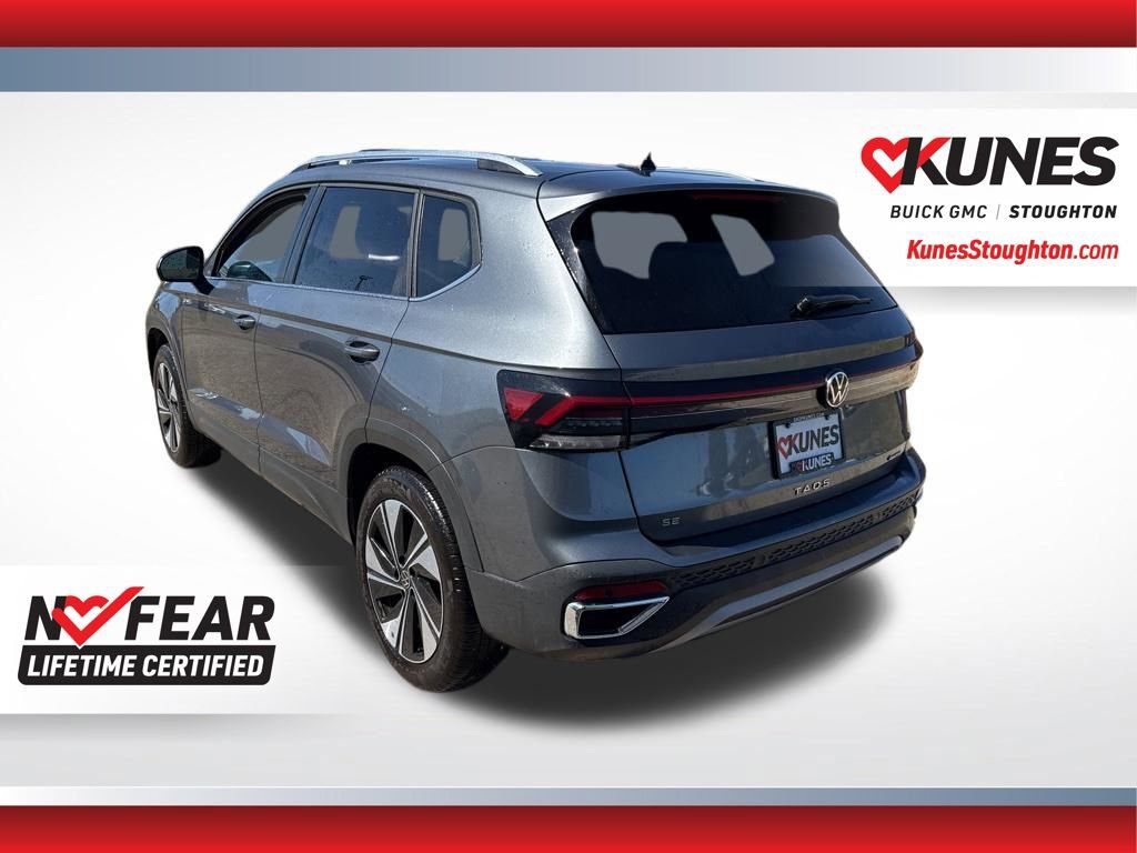 Used 2025 Volkswagen Taos SE AWD/4WD image 8