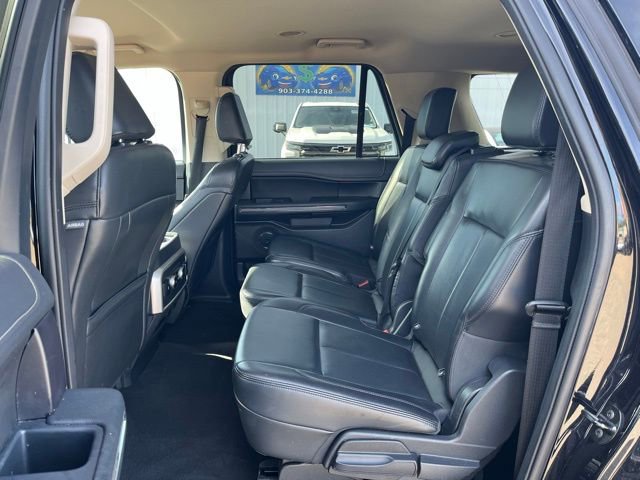 Used 2024 Ford Expedition Max XLT image 11