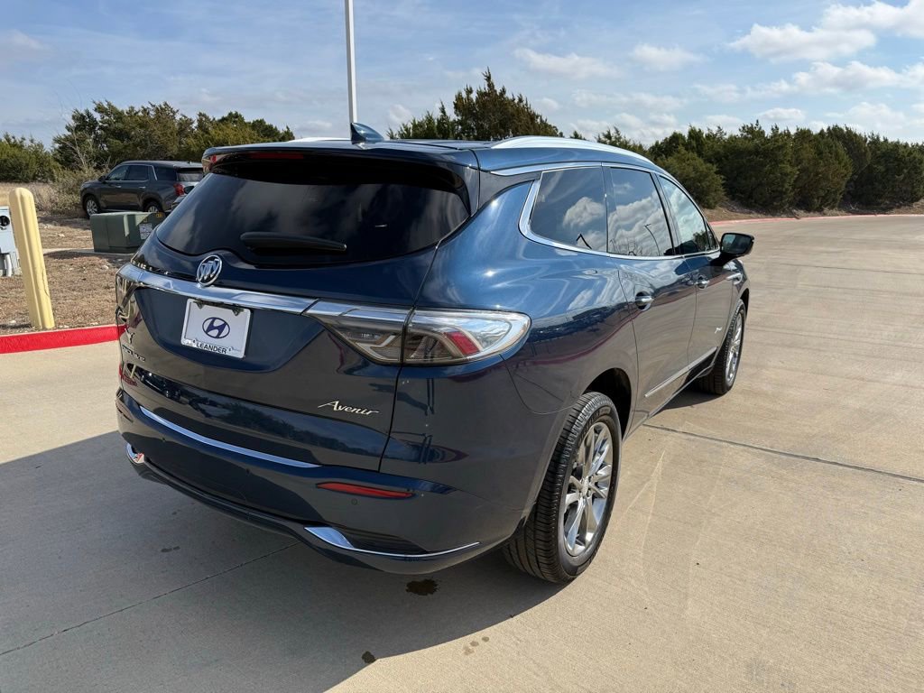 Used 2022 Buick Enclave Avenir w/ Avenir Technology Package image 5