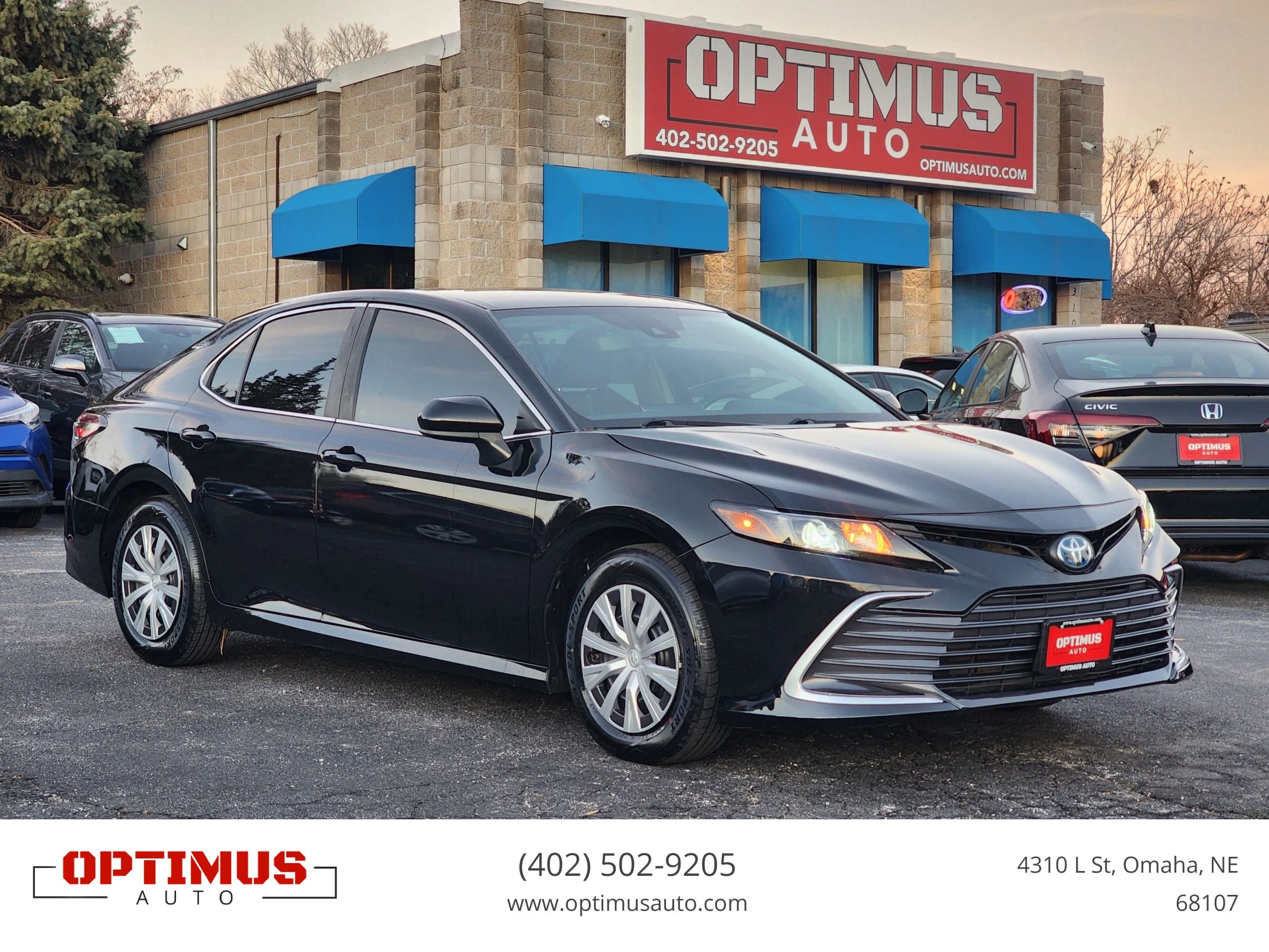 Used 2022 Toyota Camry LE FWD image 1