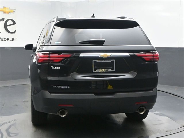 Used 2023 Chevrolet Traverse LT image 35