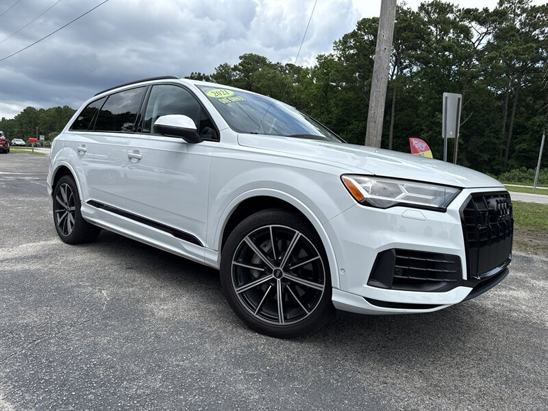 Used 2021 Audi Q7 3.0T Premium Plus w/ Executive Package AWD/4WD image 3