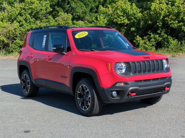 Used 2023 Jeep Renegade Trailhawk AWD/4WD image 7