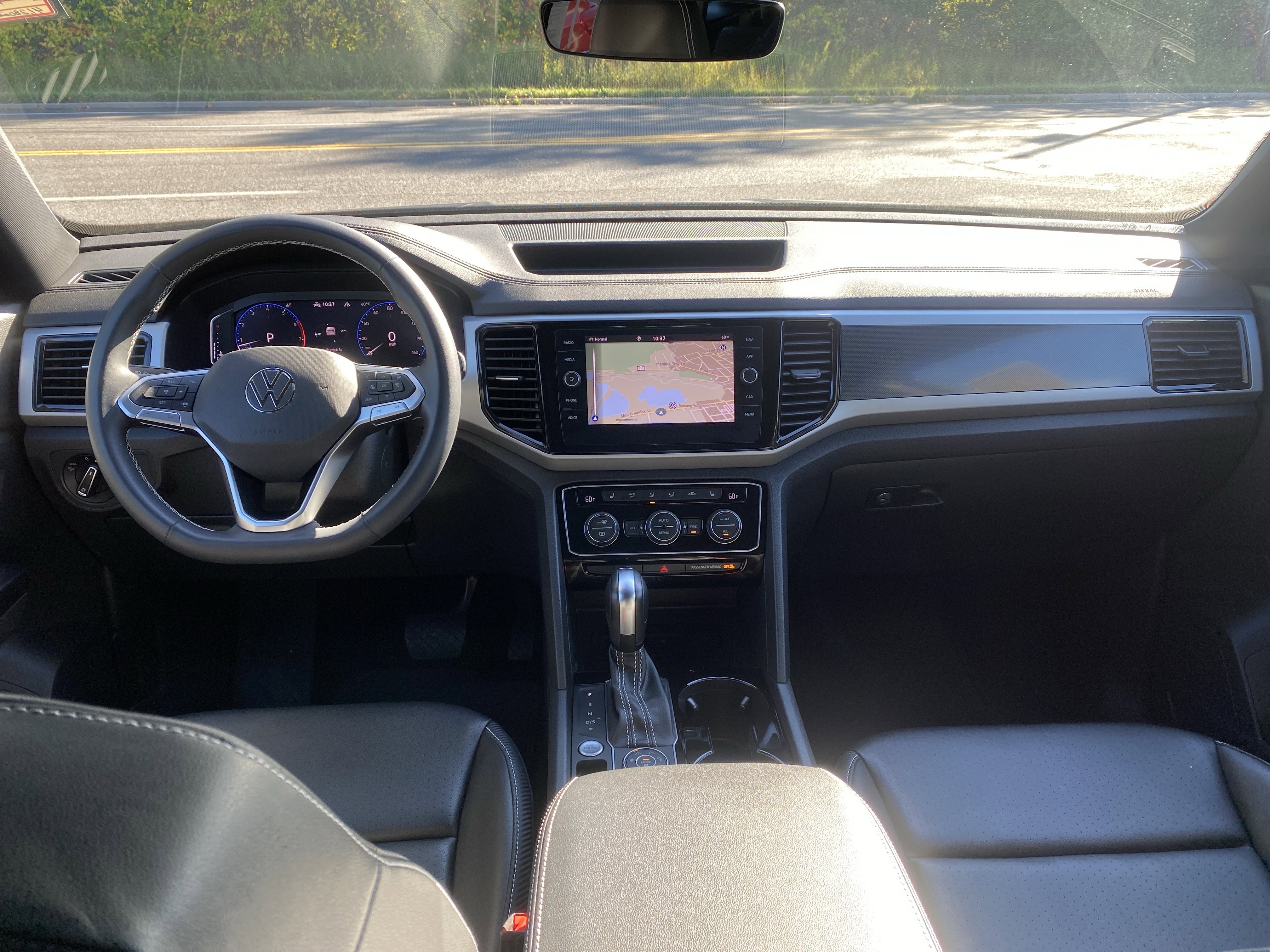 Used 2021 Volkswagen Atlas Cross Sport SEL image 13