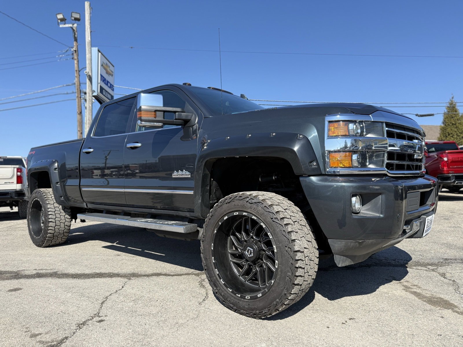 Used 2019 Chevrolet Silverado 2500 High Country w/ Duramax Plus Package image 8