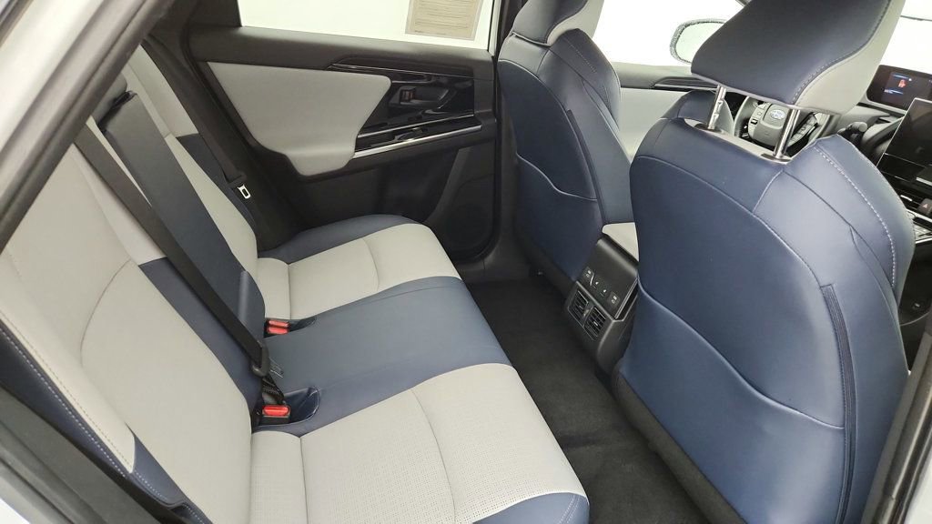 Used 2023 Subaru Solterra AWD image 22