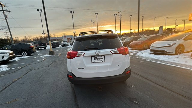 Used 2013 Toyota RAV4 LE image 30