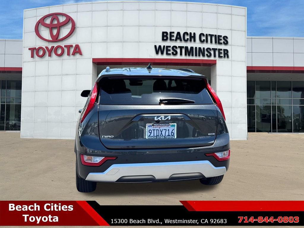 Used 2025 Kia Niro EX FWD image 8