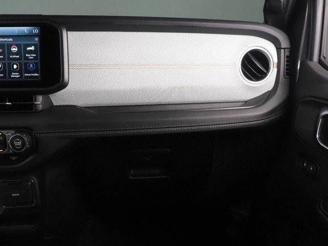 Used 2025 Jeep Wrangler 4xe Sahara w/ Safety Group AWD/4WD image 38