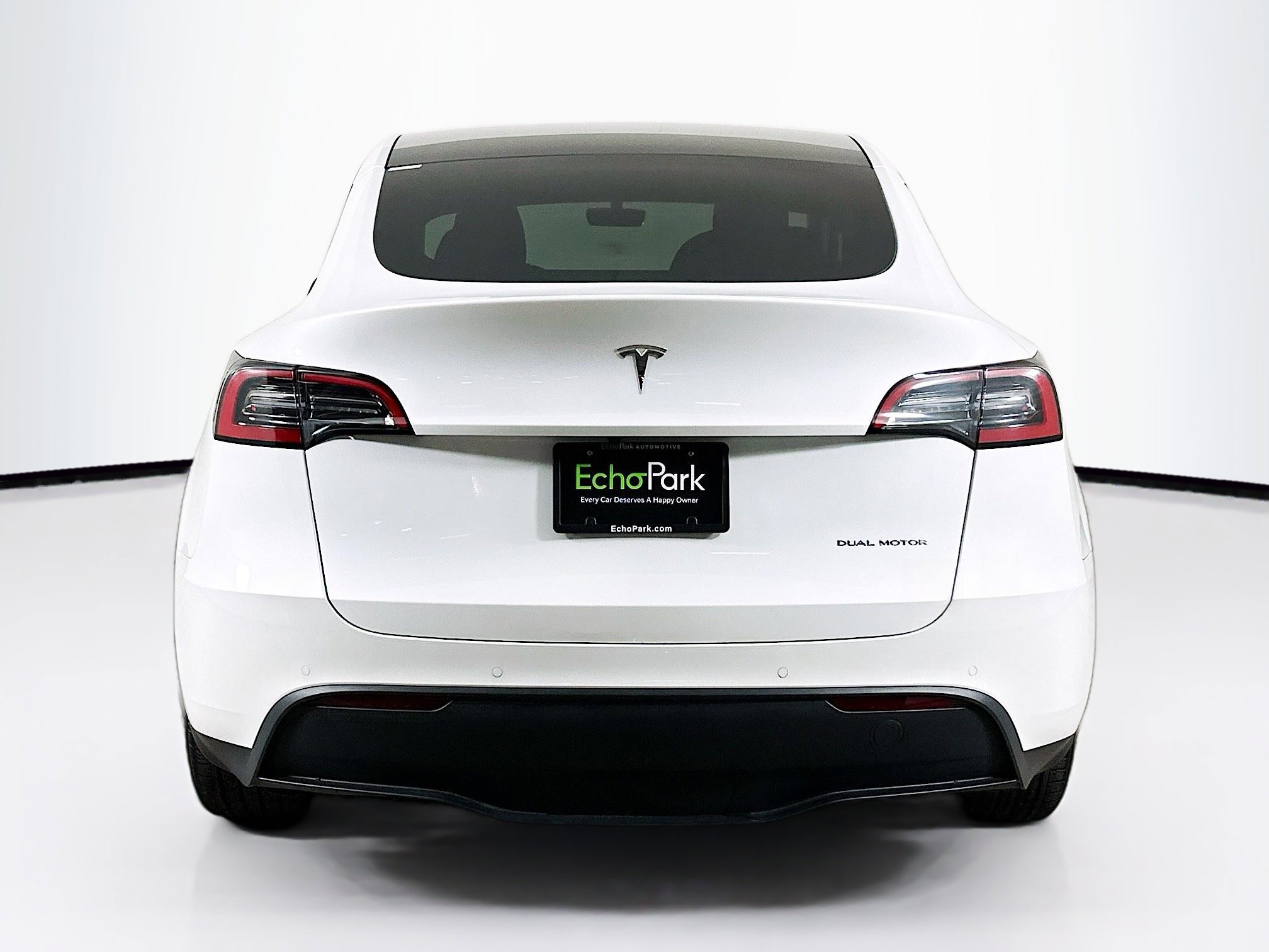 Used 2022 Tesla Model Y Long Range image 7